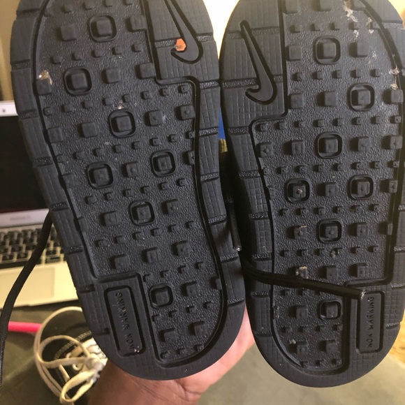 Black Nike Boot Forces - Picture 4 of 4